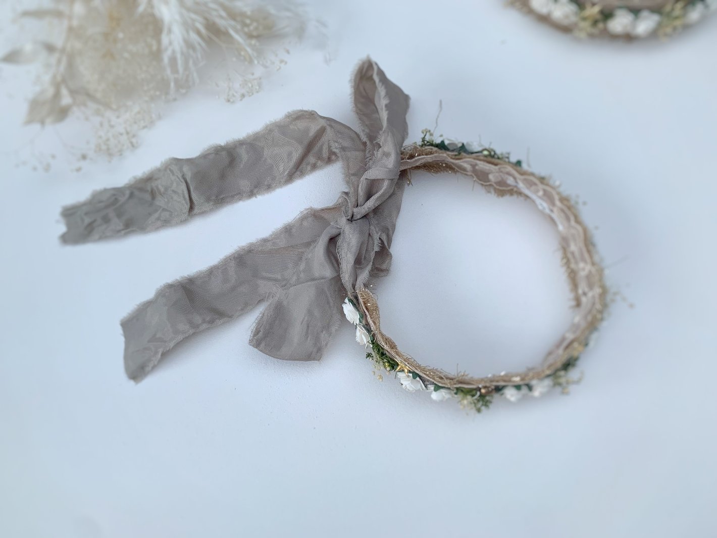 baby headband in white and golden perfect for Christmas festive parties and newborn photo sessions
