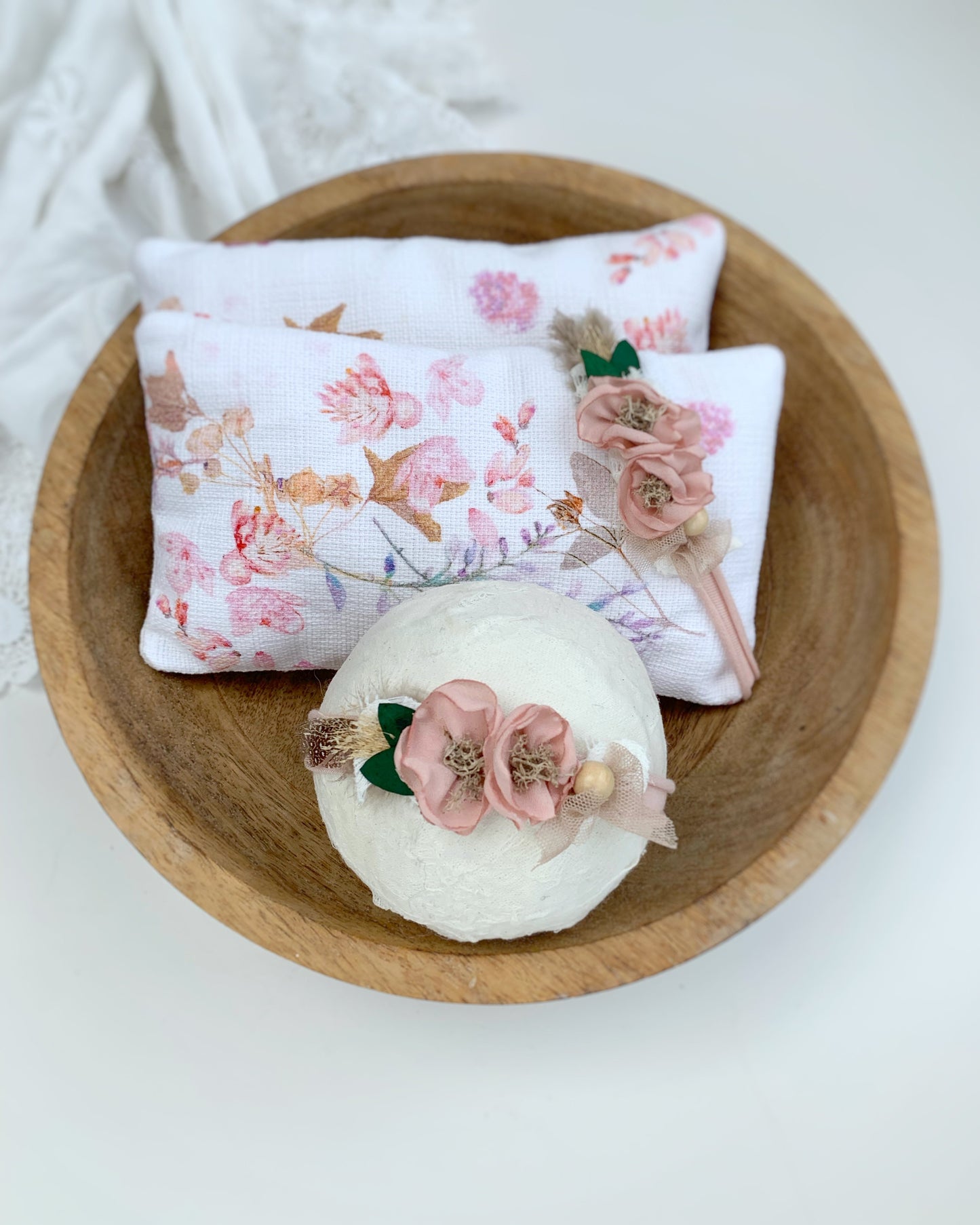 Newborn Photography Props fabric Pillow, Baby Headband and Tiny Pillow, Floral Newborn Photo props Pillow Set for Photography