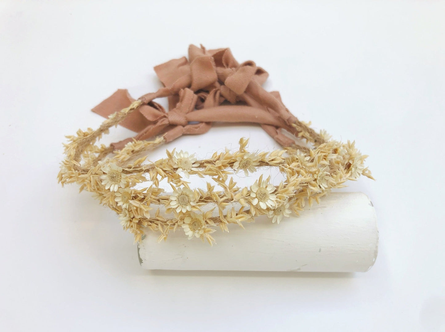 baby flower headband, Ivory baby headband, White headband, Daisy headband, Daisy baby Headband, Halo headband, flower headband, baby simply headband, tiny newborn headband, tiny baby headband, newborn tiebacks, newborn tieback, tieback headband, handmade headband, baby tieback