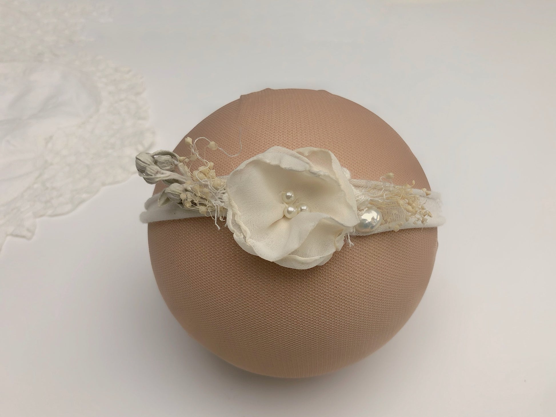 ivory Christening headband, ivory headbands, Baby headband, newborn headband, newborn tiebacks, newborn tieback, tieback headband, baby headband for photography, photography headbands, ivory baby headband, baby flower headband