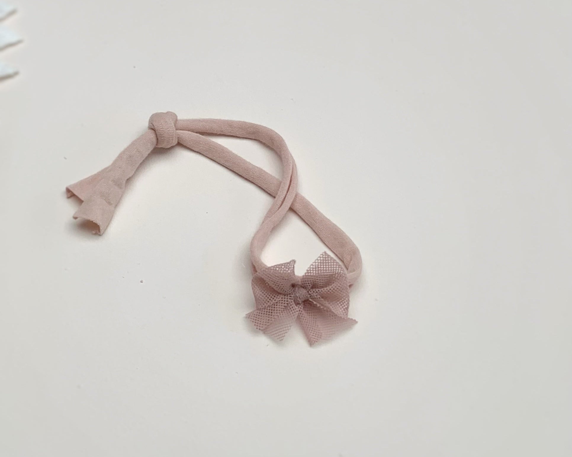 newborn bows, baby bows, pink baby bows headbands, 
newborn tiebacks, newborn props, props for photography , newborn headband