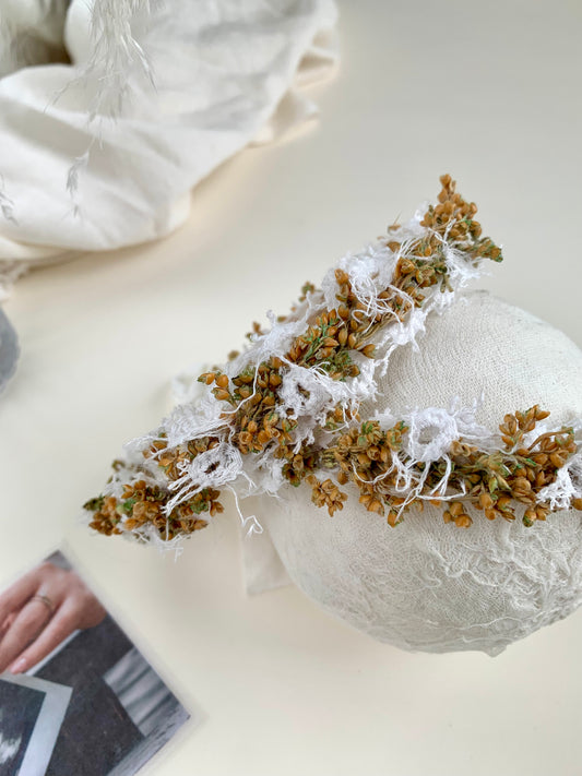 Evette  - Delicate dried baby crown headband