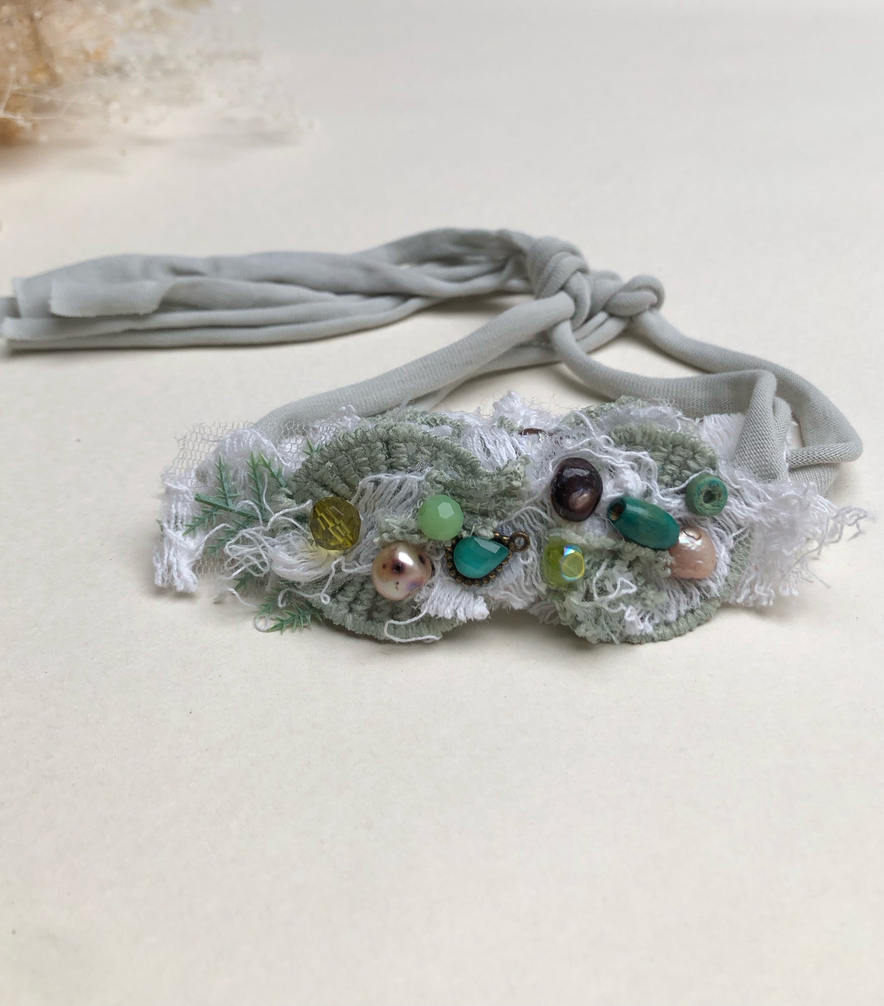 Green baby flower headband, newborn baby photography props, Photo props, baby girl props, beaded headband, handmade headband