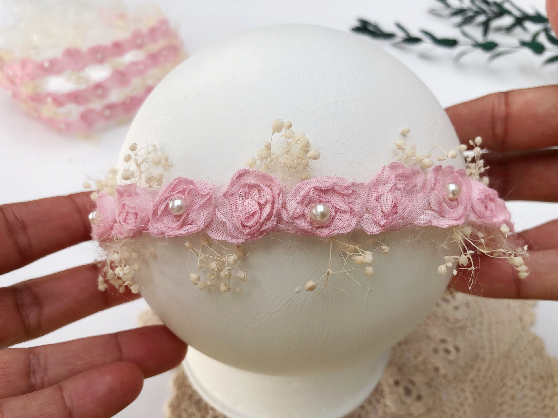 Baby flower headband, newborn headband, pink baby headband, halo headband, newborn tie backs, newborn tiebacks, baby tiebacks, Floral headband, gorgeous pink baby headband, pearl headband