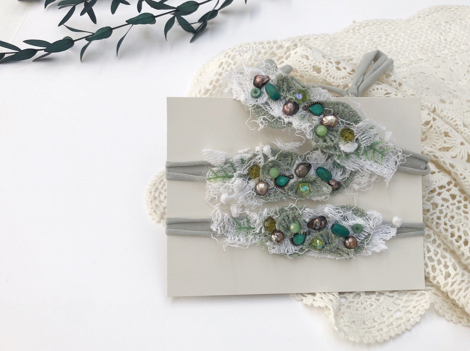 Green baby flower headband, newborn baby photography props, Photo props, baby girl props, beaded headband, handmade headband