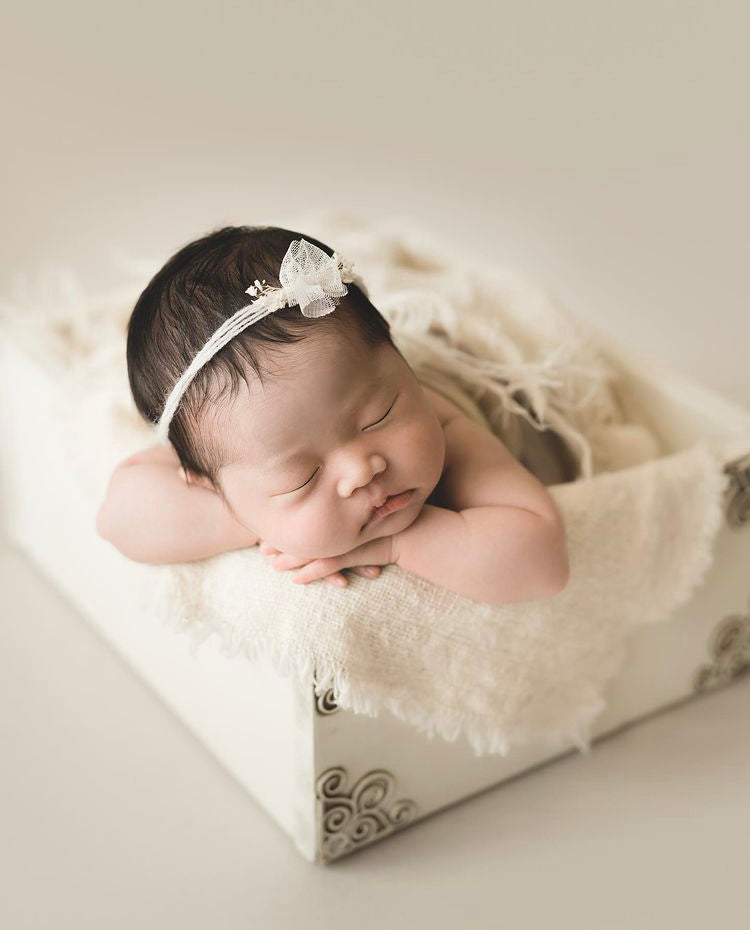 girls headband, gifts for girls, photography props, baby hairband, newborn bow headband, newborn bows, baby bow headband, white baby headband, dainty headband, halo headband, newborn headband, baby headband