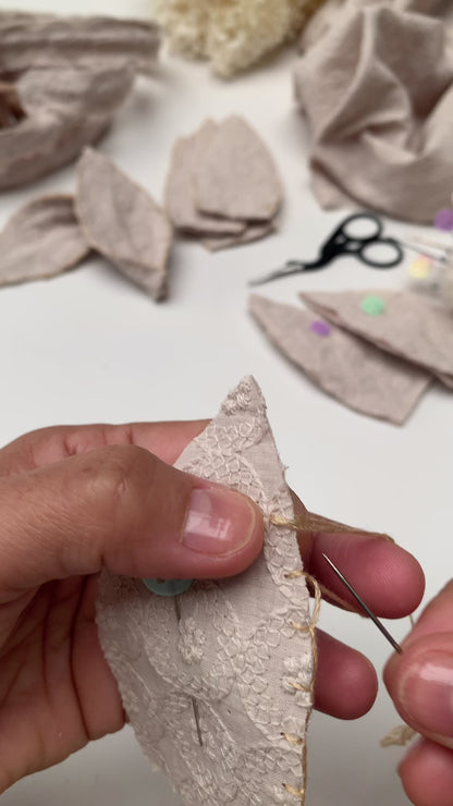 Video of a hand stitching headband - Handmade by me