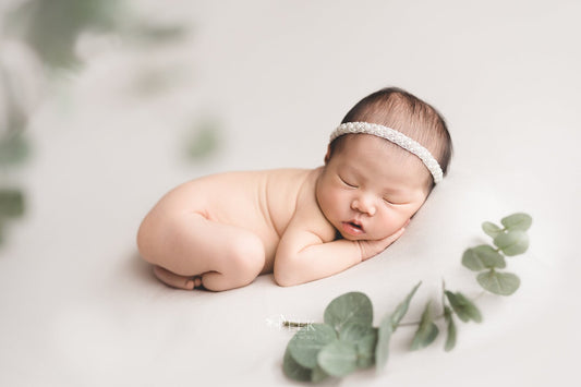 newborn pearl delicate headband
