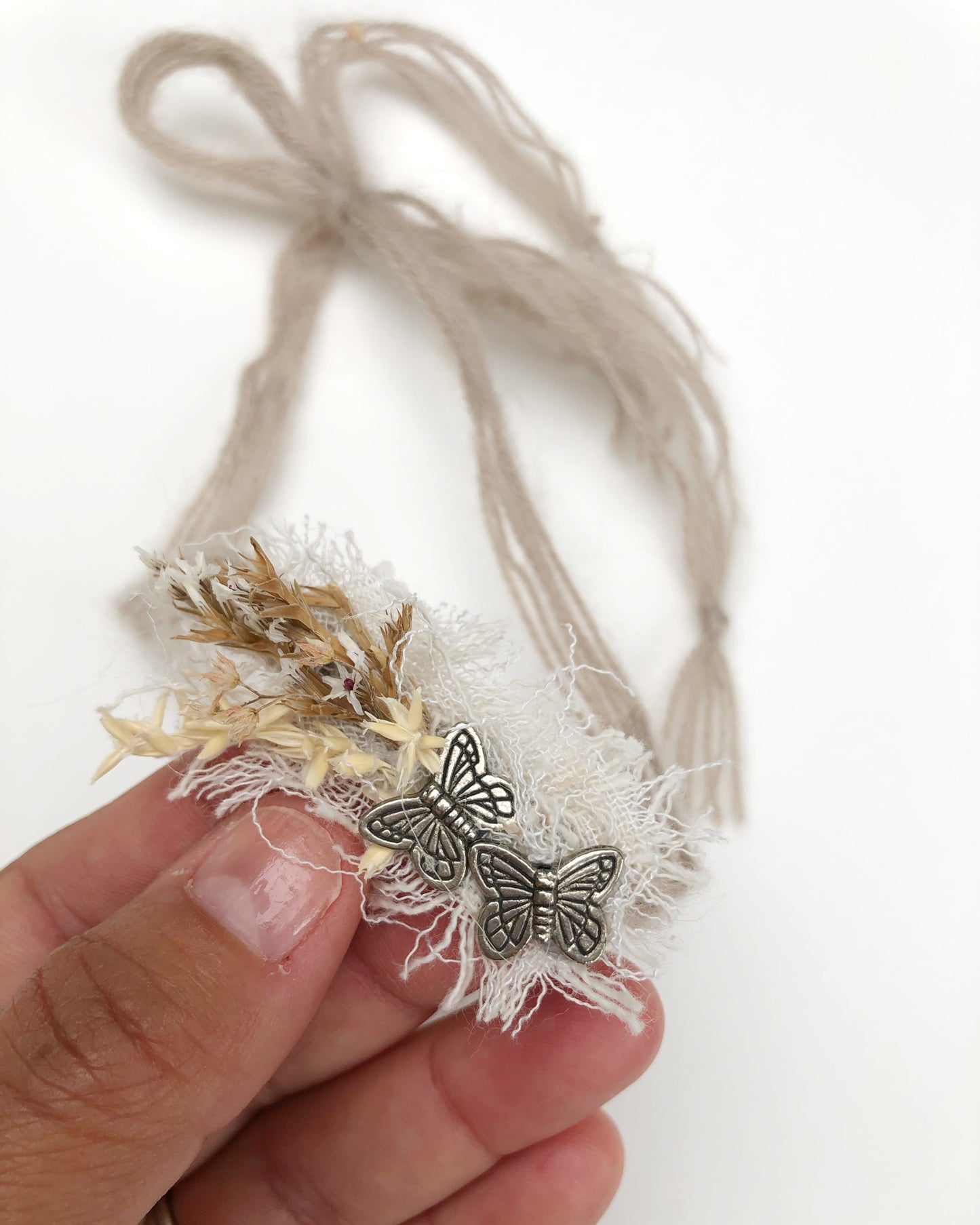 headbands, small headband, dainty headband, butterfly headband, preemie headband, baby flower headband, baby headband, newborn headband, delicate headbabdn, photography headband, headband for photography, newborn tieback