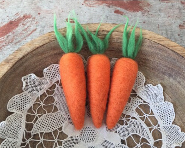 Tiny Needle Felted Carrot