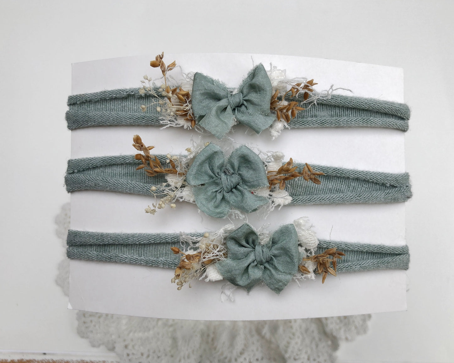 Dried flowers bow newborn headband photo prop, baby girl organic halo mini small photography prop Vintage rustic neutral brown cream nude, newborn bows, newborn bow headband